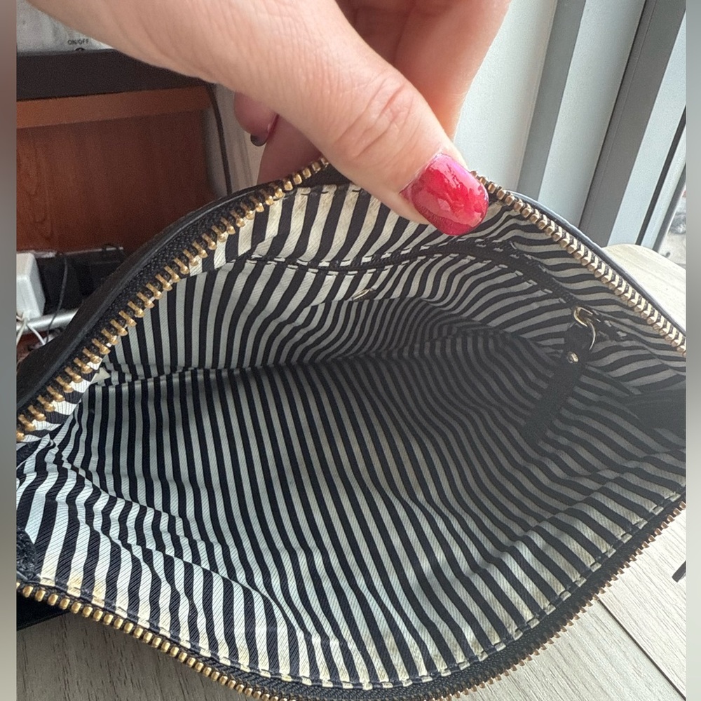 Kate Spade Black Cow Leather Crossbody Bag - Picture 8 of 12